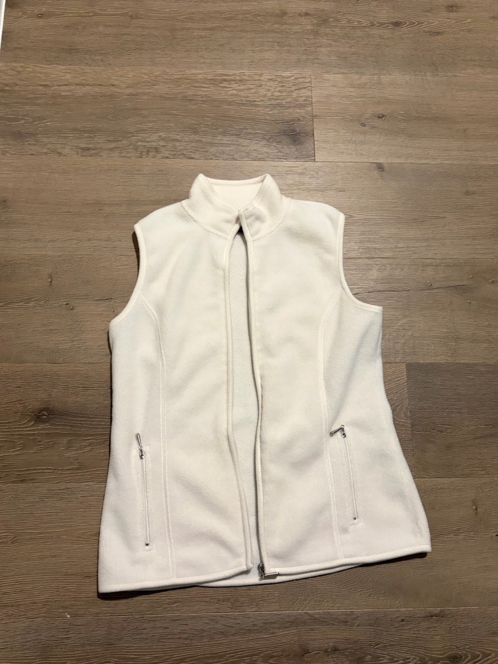 Karen Scott Cream Fleece Zip Vest